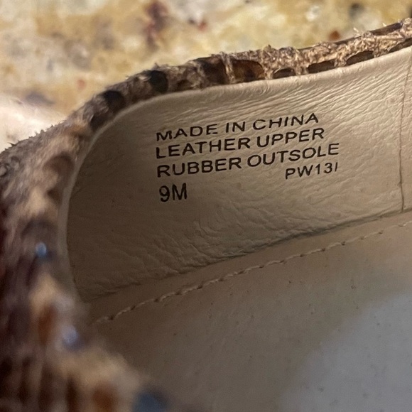 Michael Kors Leather Heels size 9 - Picture 6 of 6